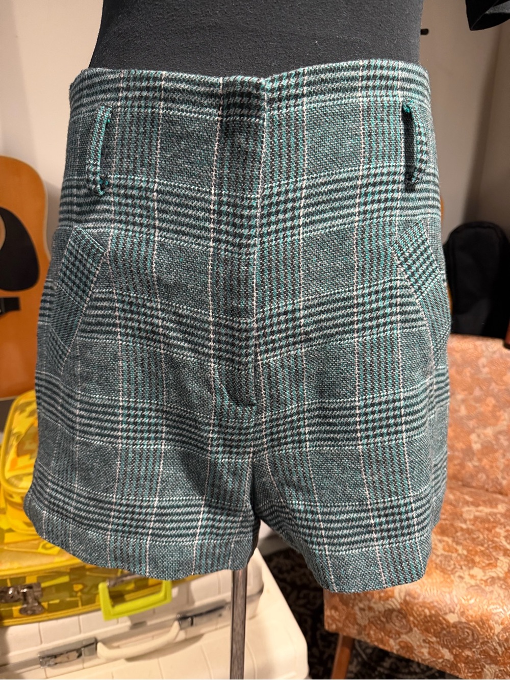 Plaid High-Waist Tailored Shorts - Green wool blend